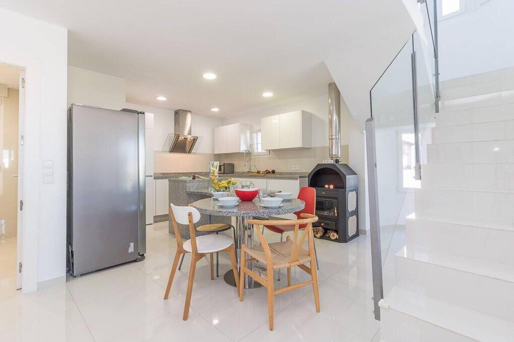 Perla By The Sea Villa อาลิกันเต ภายนอก รูปภาพ