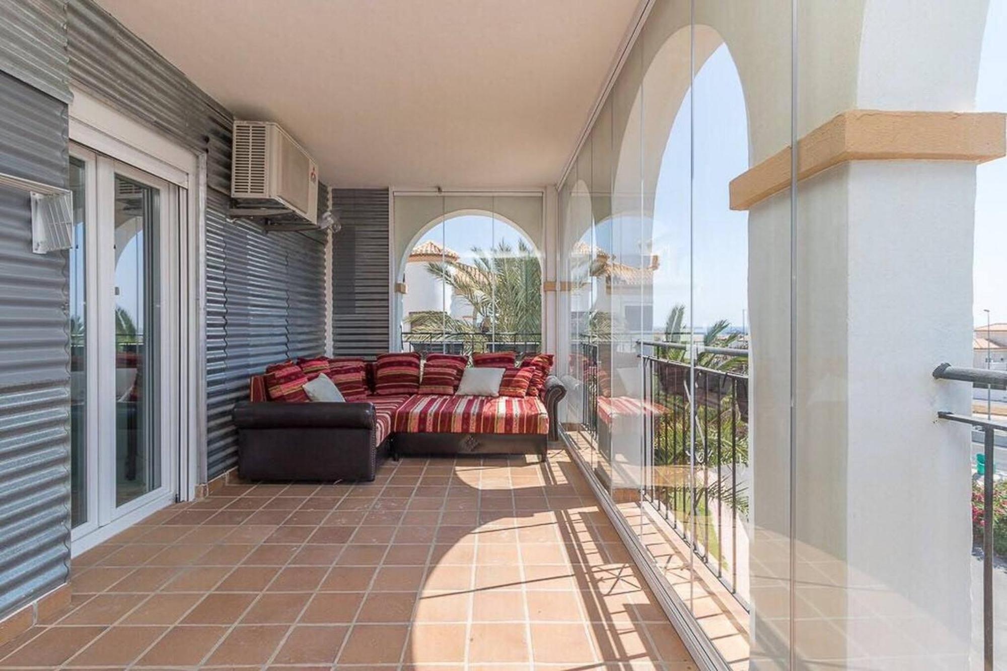 Perla By The Sea Villa อาลิกันเต ภายนอก รูปภาพ